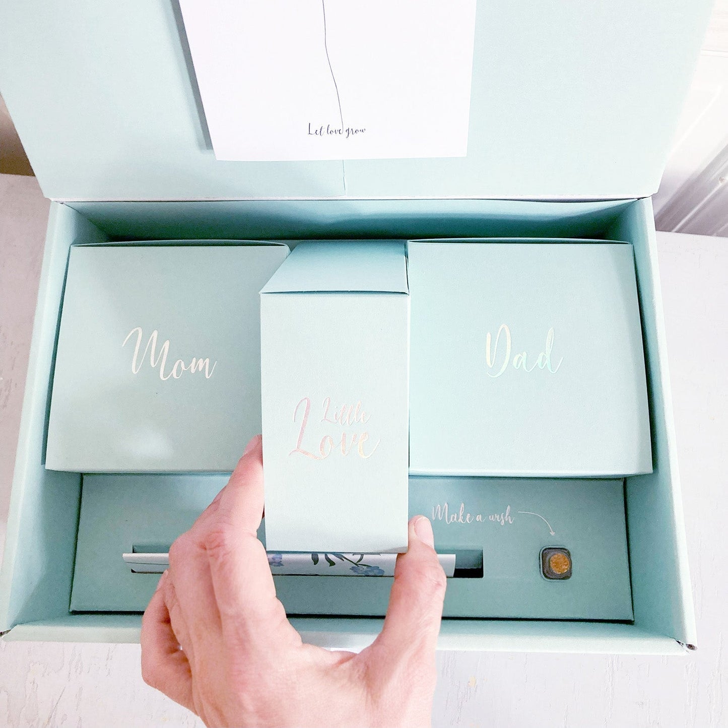 We Are Family Box - Geschenk zur Geburt und für die junge Familie