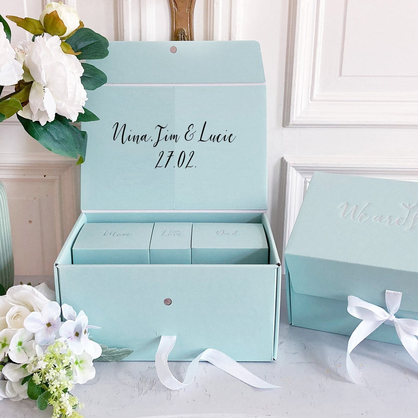 We Are Family Box - Geschenk zur Geburt und für die junge Familie