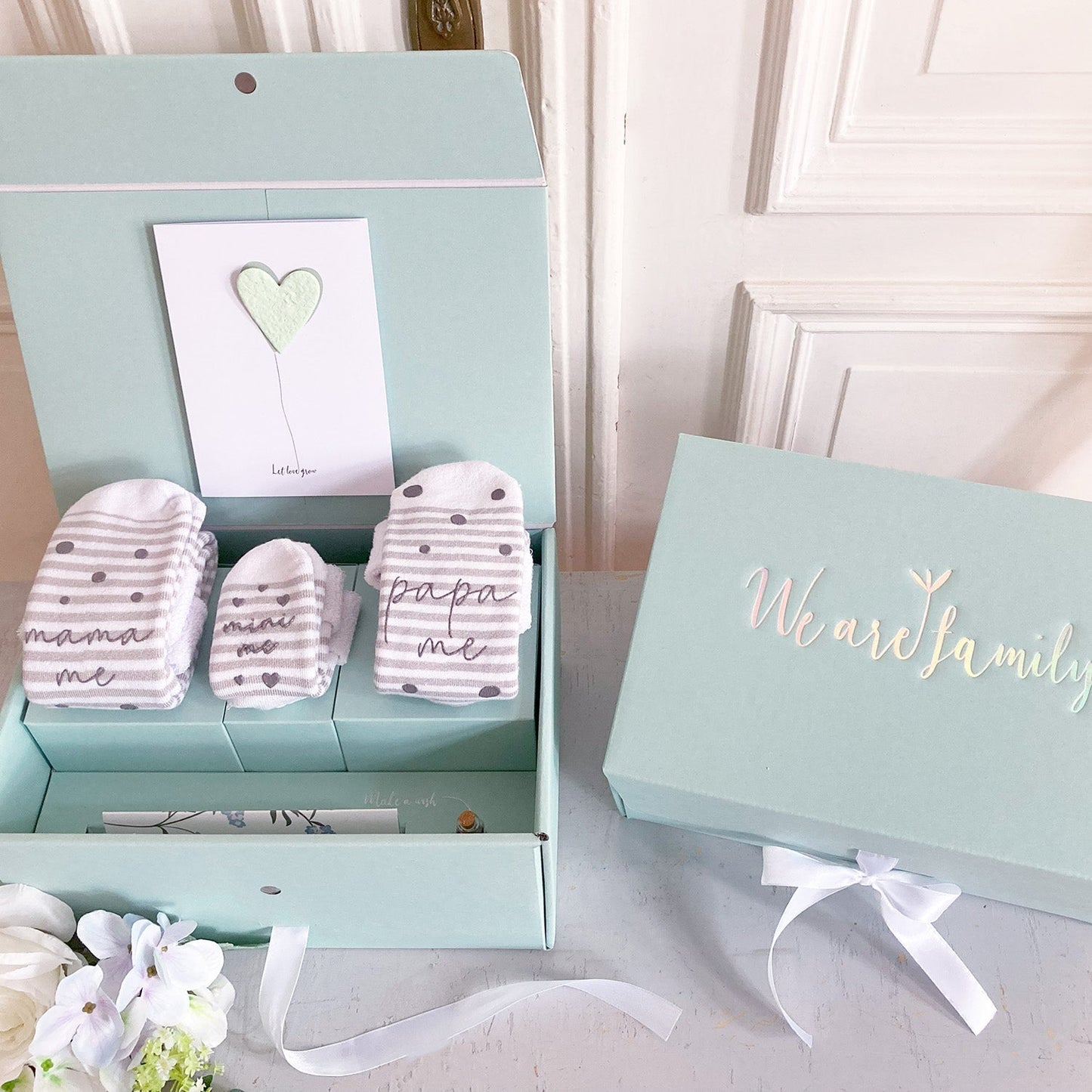 We Are Family Box - Geschenk zur Geburt und für die junge Familie